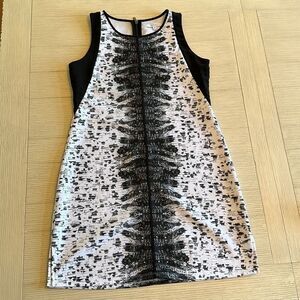 Reed Boa White Women's‎ Size Medium Sheath Dress